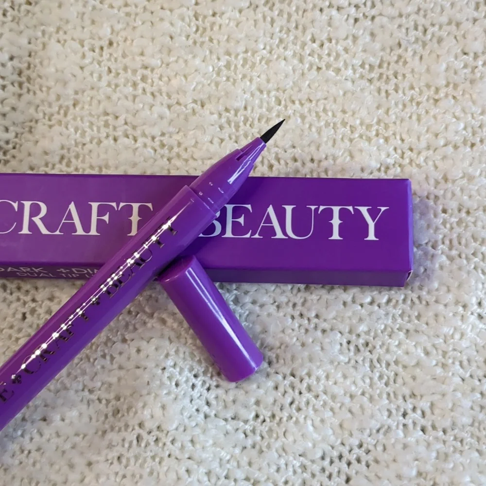 LOVE*CRAFT*BEAUTY DARK *DIMENSION Dual Tip Liquid Liner-Black,0.10ml/0.034fl oz